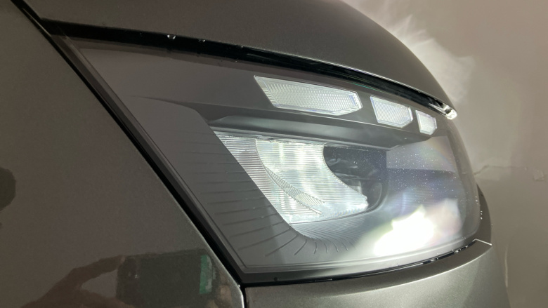 Volkswagen Transporter T28 Lwb Diesel 2.0 TDI 110 Commerce Plus Van